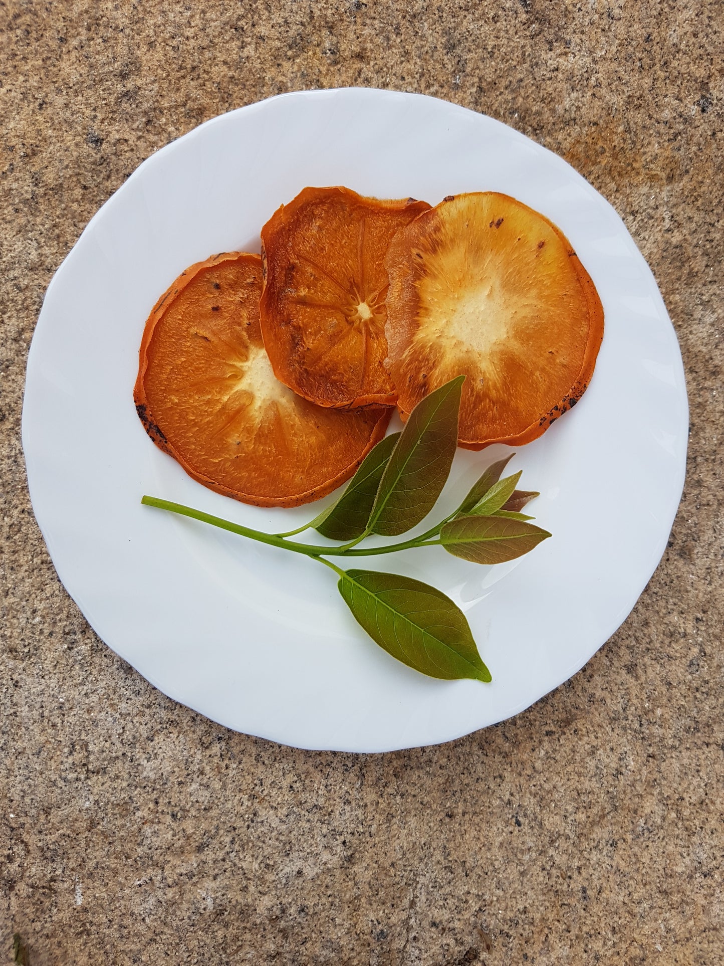 Dehydrated persimmons