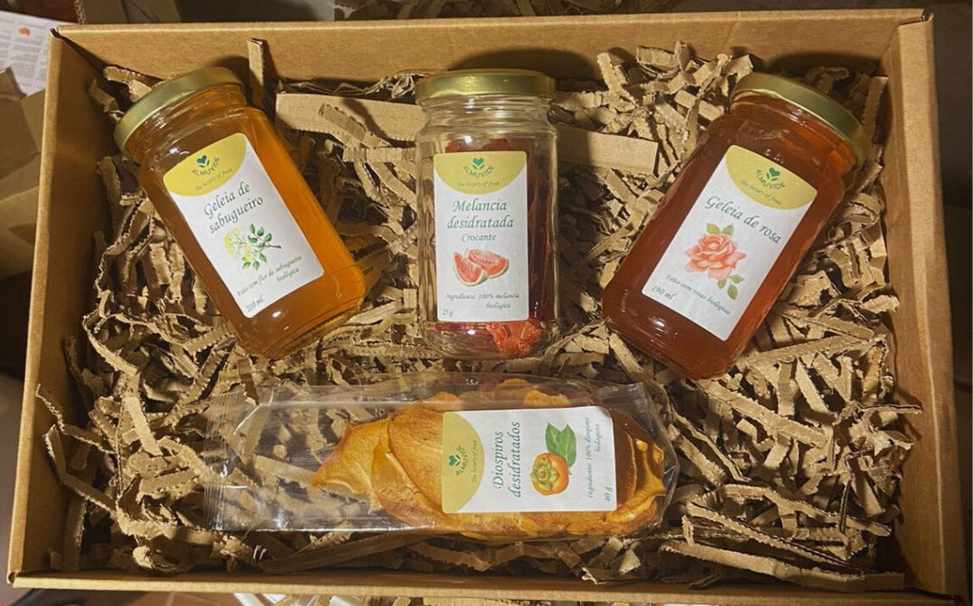 Gift box with 4 Almuvide products